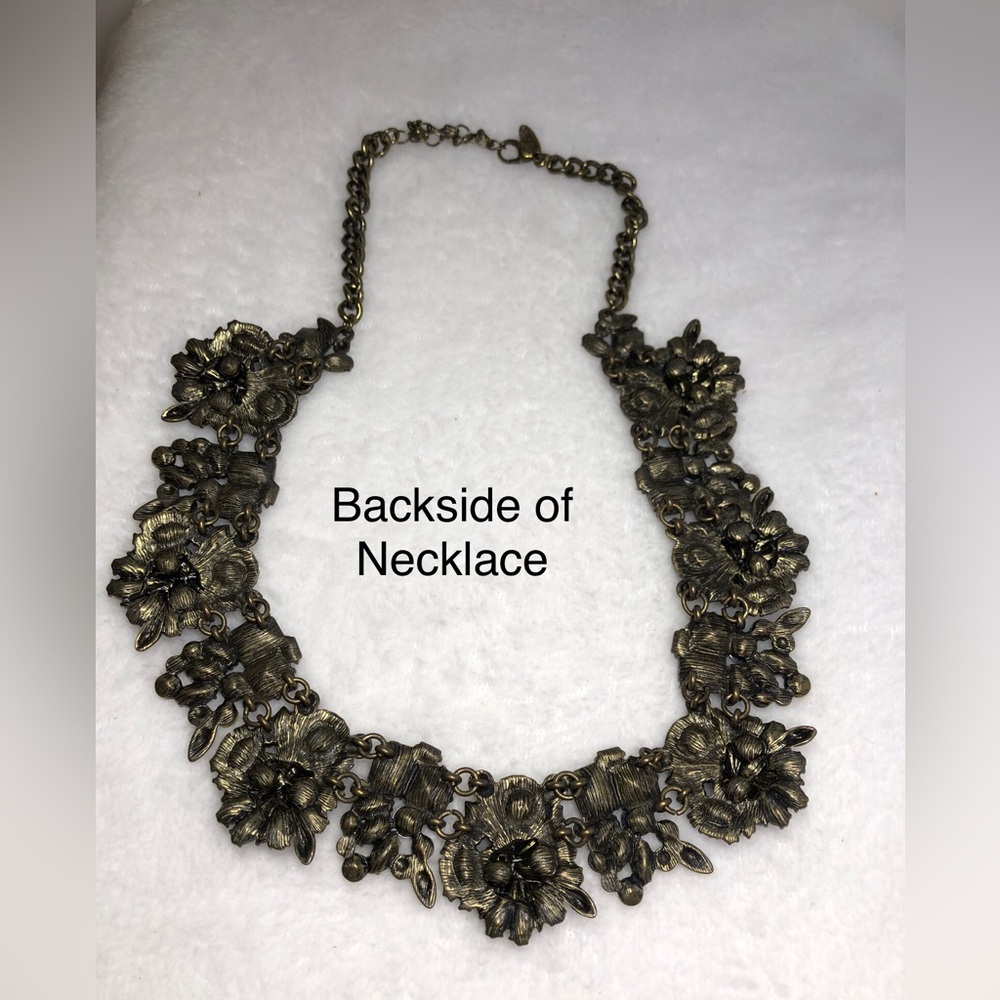 Natasha Couture Floral Necklace + Bonus - Picture 5 of 14